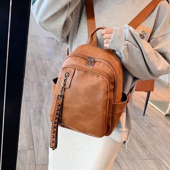 *NEW Leather Backpack Shoulder Bag - Picture 7 of 14